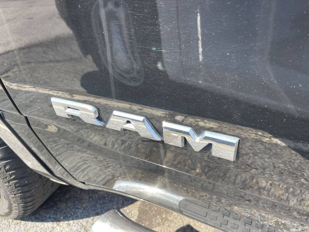2020 RAM 1500 Big Horn Quad Cab 4x4 6'4" Box