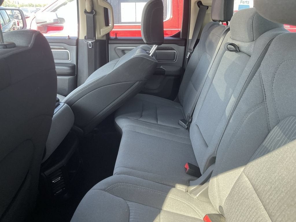 2020 RAM 1500 Big Horn Quad Cab 4x4 6'4" Box