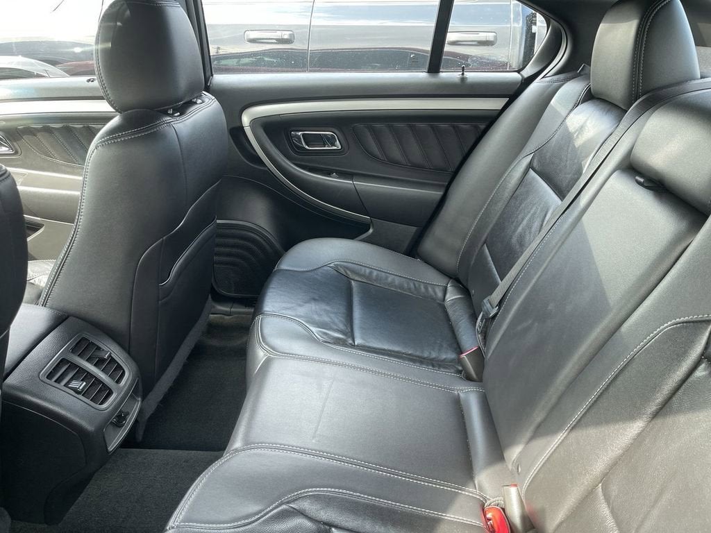 2018 Ford Taurus SEL