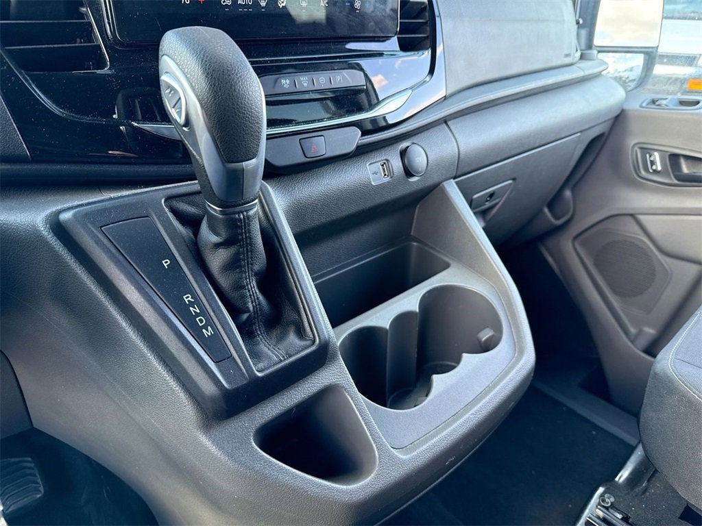 2023 Ford Transit Passenger Wagon XL