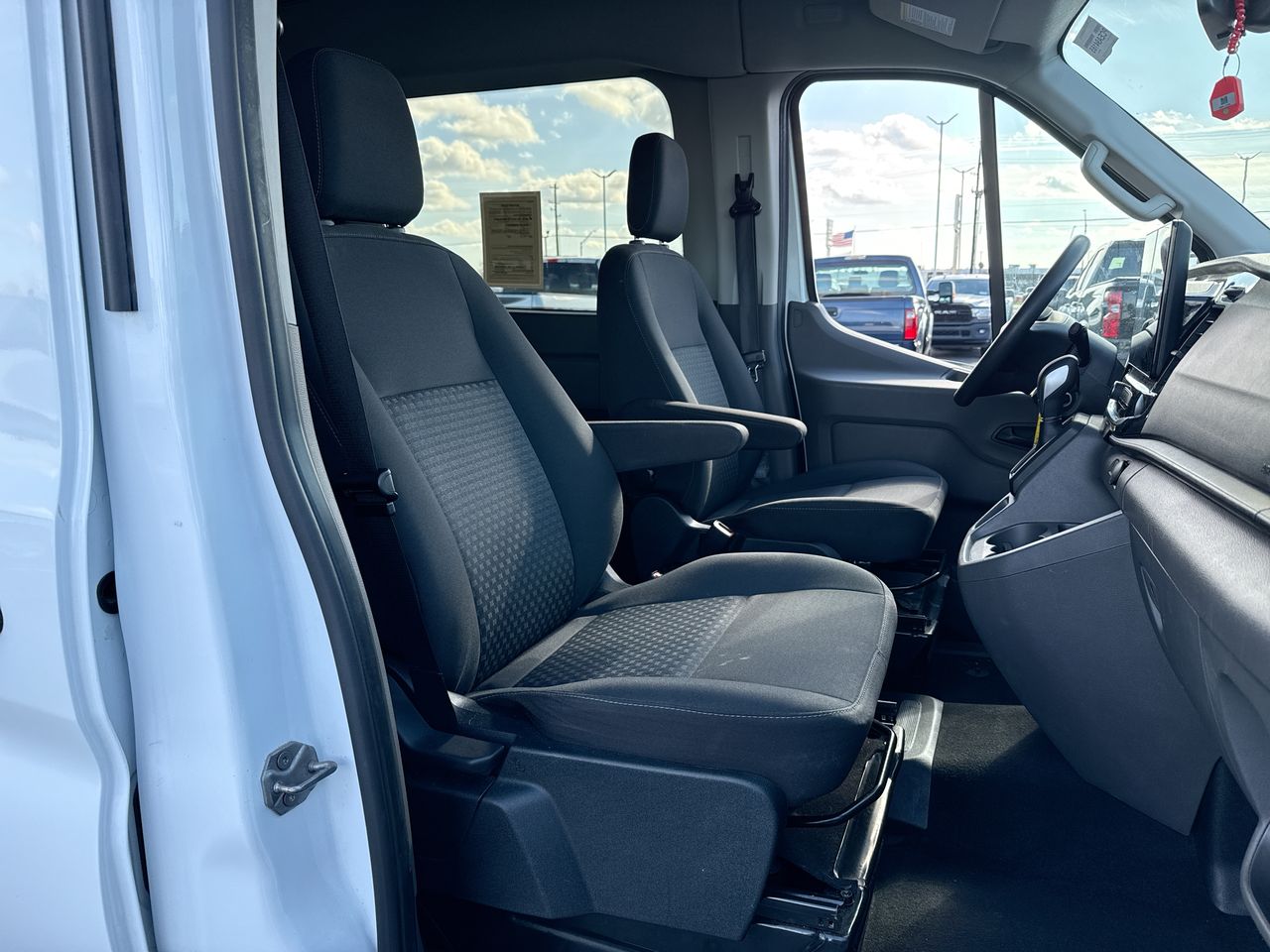 2023 Ford Transit Passenger Wagon XL