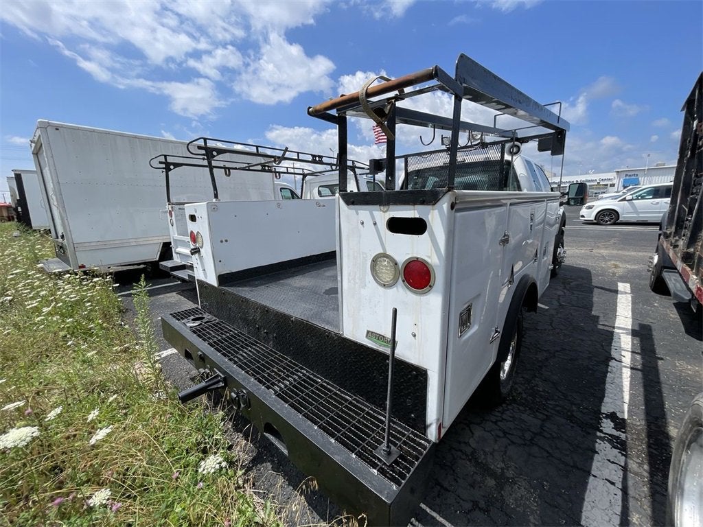 2013 Ford Super Duty F-350 DRW XL