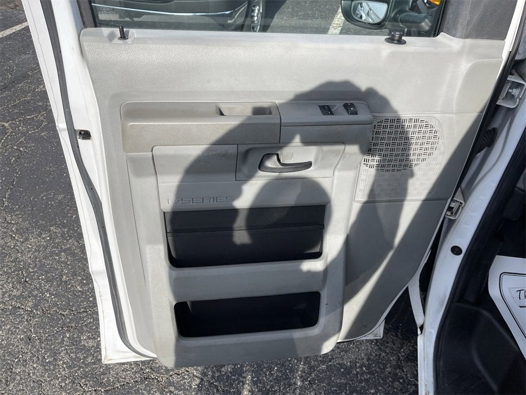 2014 Ford Econoline Cargo Van Commercial