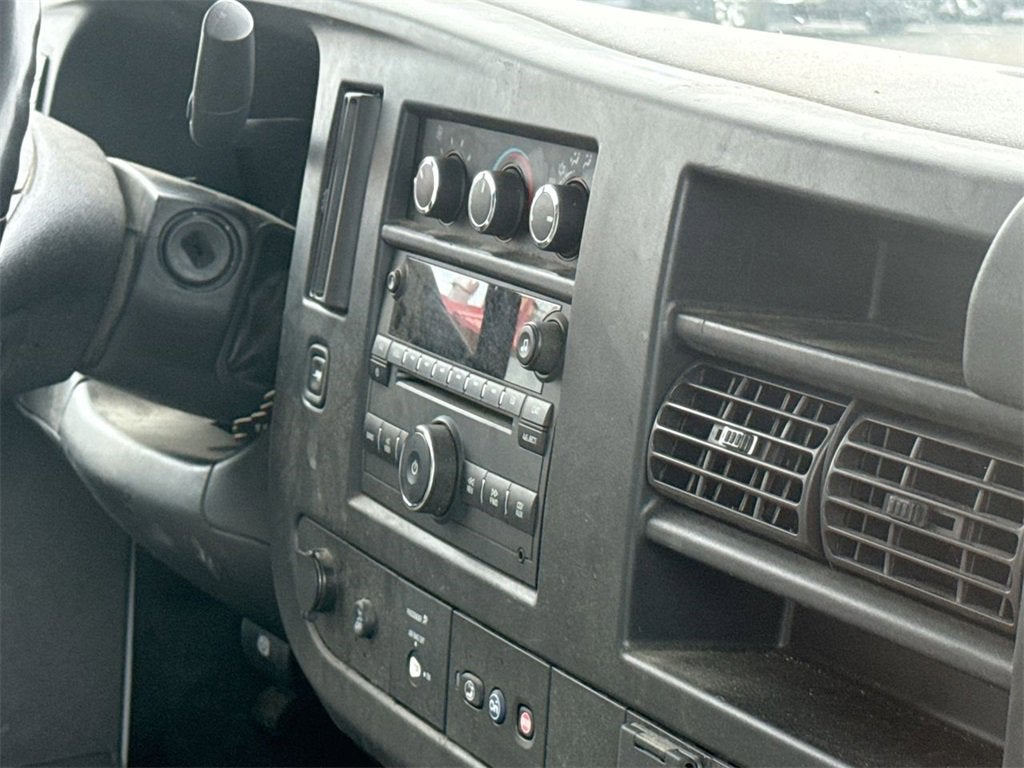 2021 Chevrolet Express Cutaway 3500 3500 Van 139