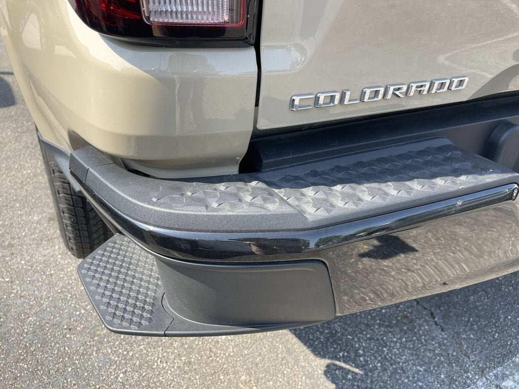 2023 Chevrolet Colorado WT