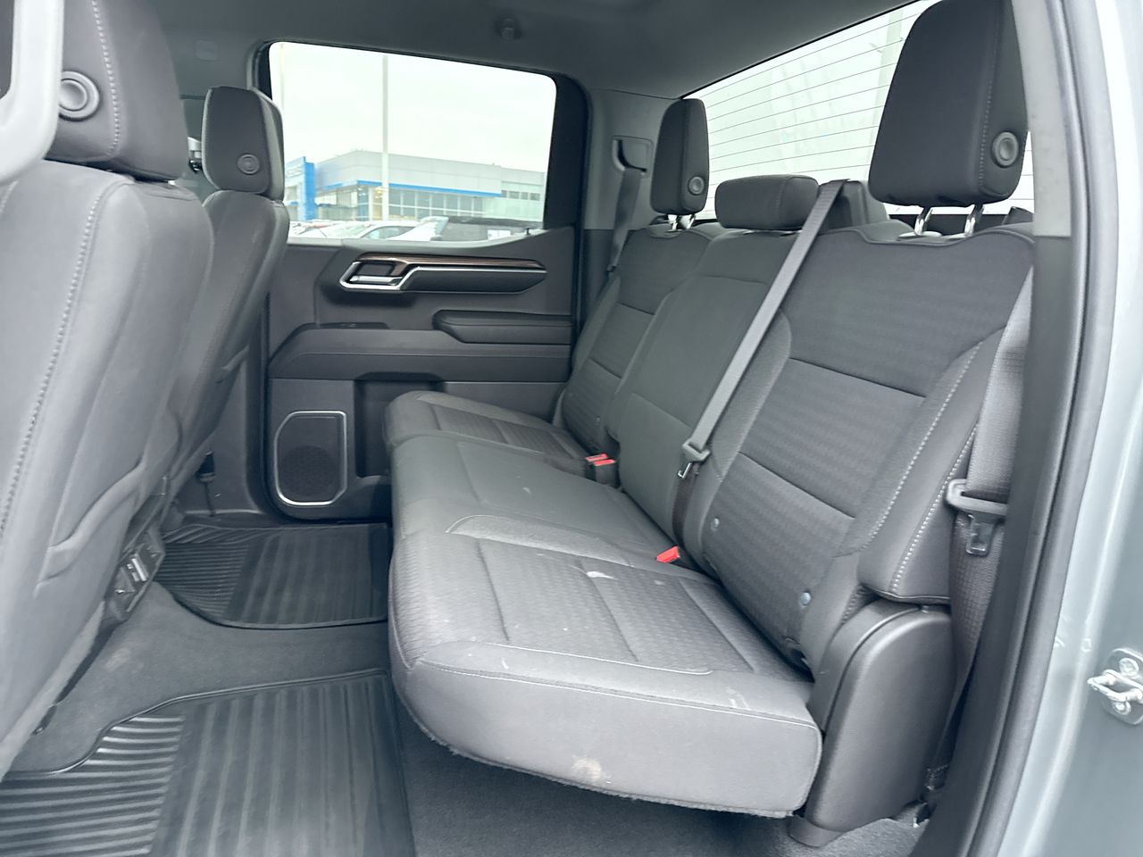 2023 Chevrolet Silverado 1500 LT (2FL)