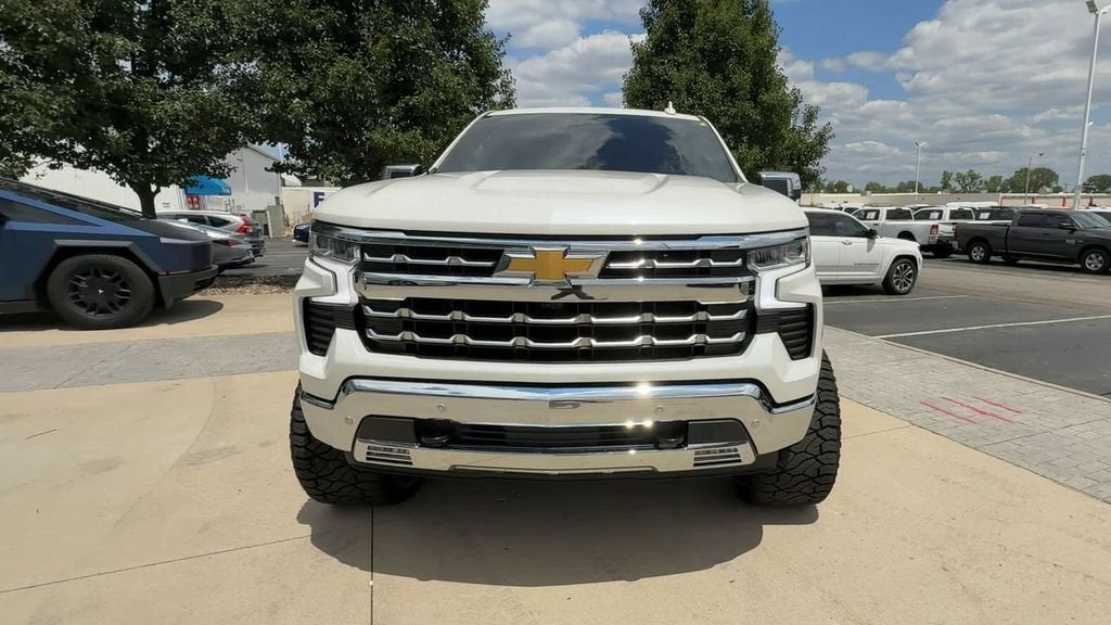 2025 Chevrolet Silverado 1500 LTZ