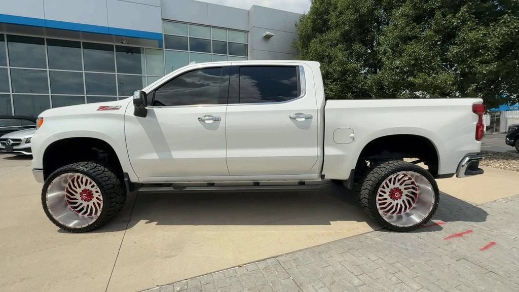 2025 Chevrolet Silverado 1500 LTZ