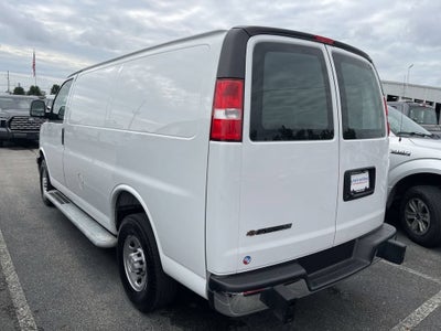 2025 Chevrolet Express Cargo WT