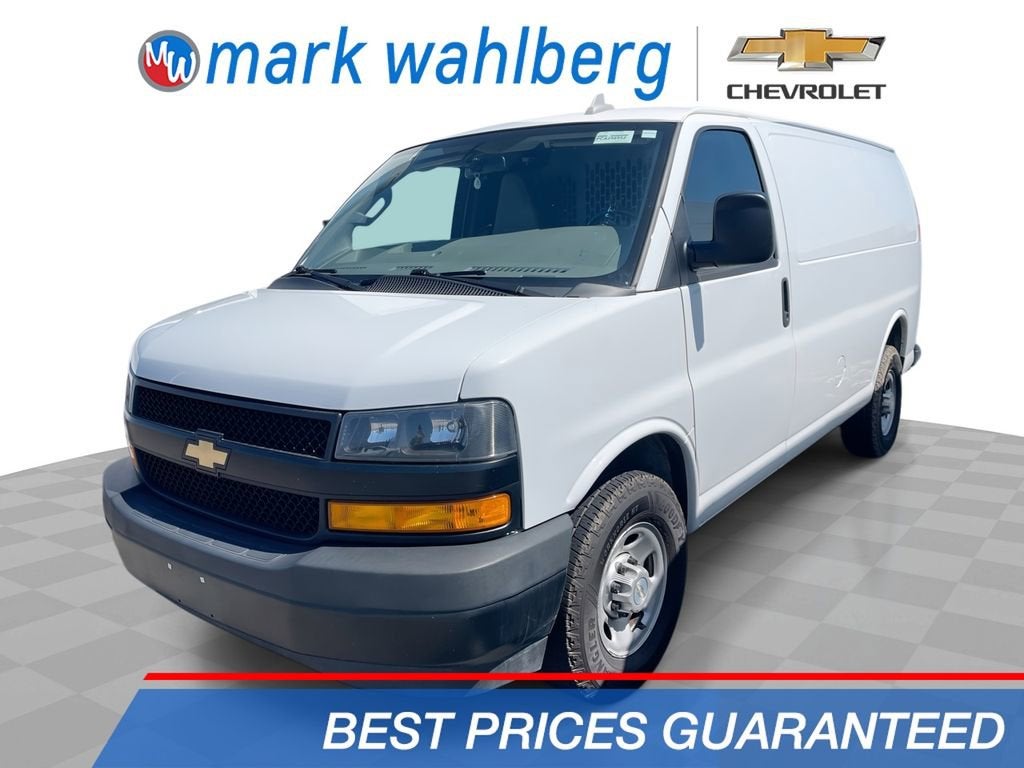 2022 Chevrolet Express Cargo 2500 WT
