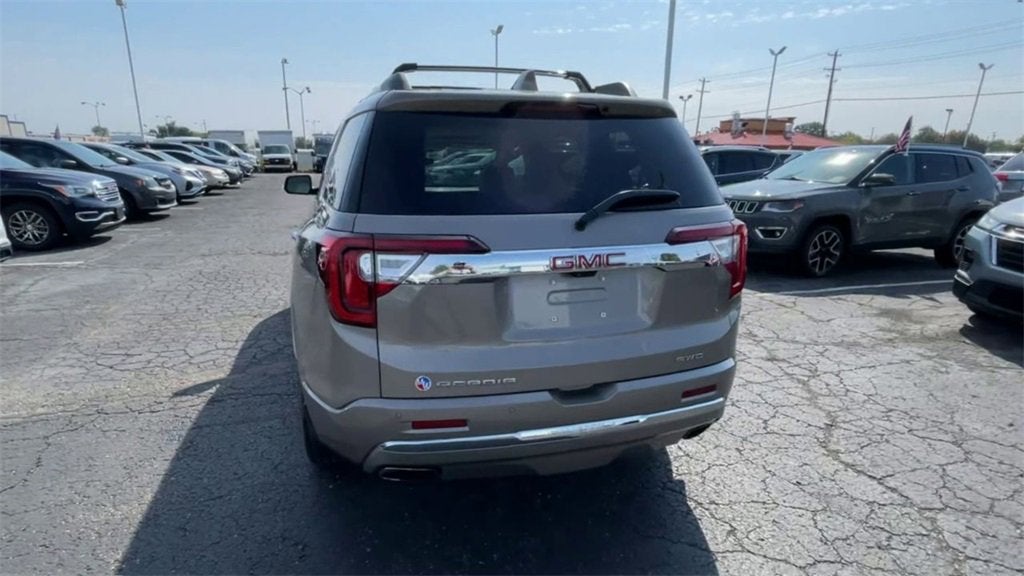 2022 GMC Acadia Denali