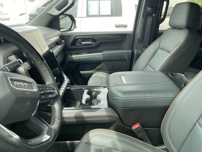 2025 GMC Yukon AT4