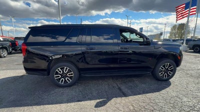 2022 GMC Yukon XL AT4