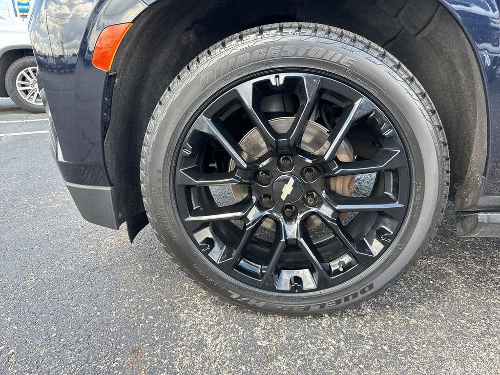 2023 Chevrolet Suburban High Country