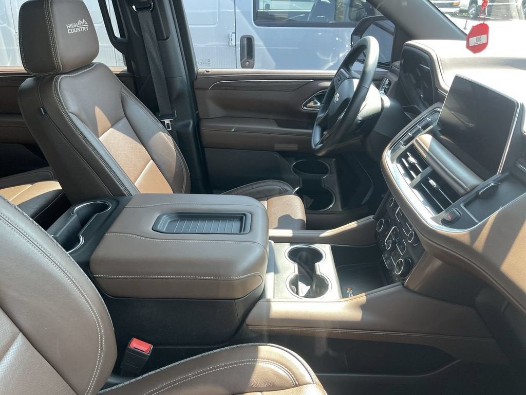 2023 Chevrolet Suburban High Country