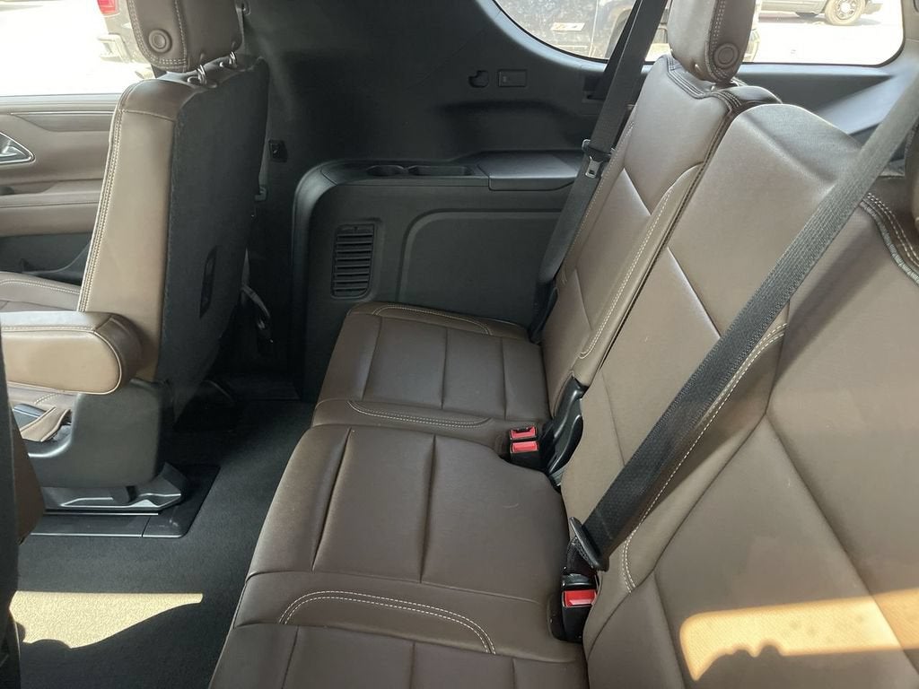 2023 Chevrolet Suburban High Country