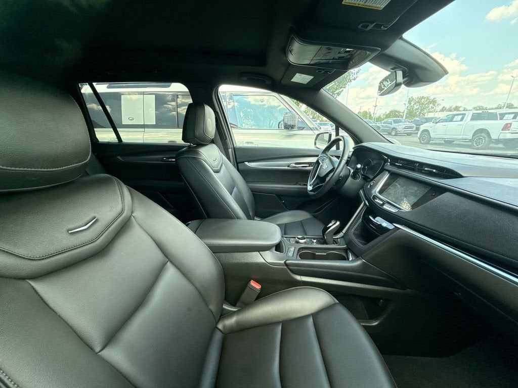 2024 Cadillac XT6 Luxury