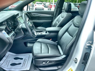 2024 Cadillac XT6 Luxury