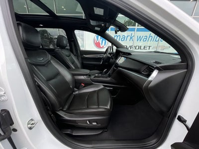 2024 Cadillac XT6 Luxury