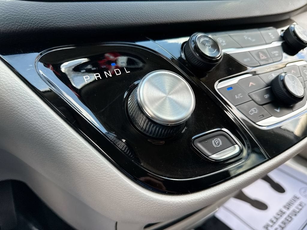 2018 Chrysler Pacifica Touring L