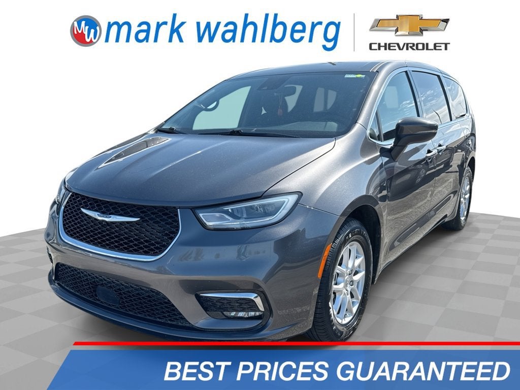 2023 Chrysler Pacifica Touring