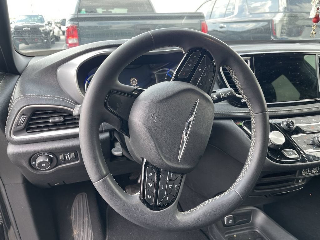 2022 Chrysler Pacifica Hybrid Touring L