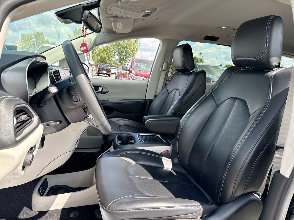 2023 Chrysler Pacifica Touring L AWD