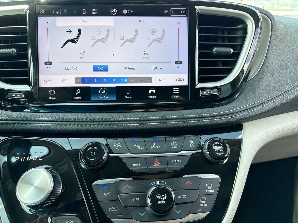 2023 Chrysler Pacifica Touring L AWD