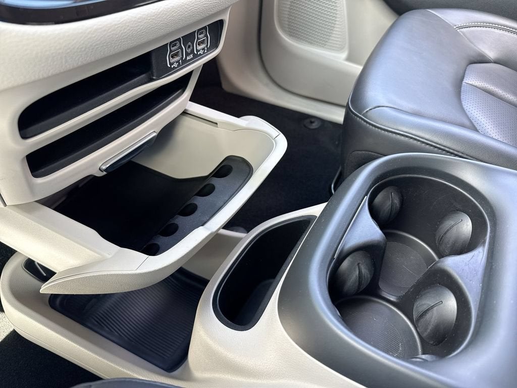 2023 Chrysler Pacifica Touring L AWD