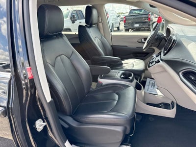 2023 Chrysler Pacifica Touring L AWD