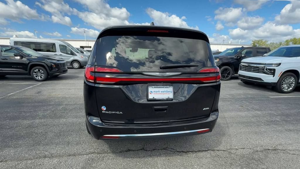 2023 Chrysler Pacifica Touring L AWD