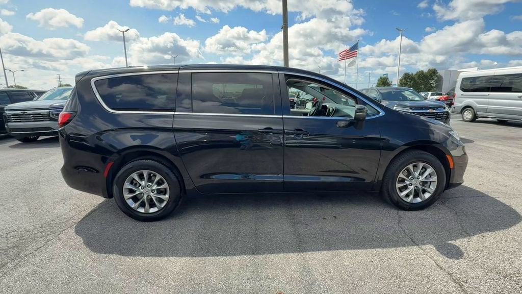 2023 Chrysler Pacifica Touring L AWD