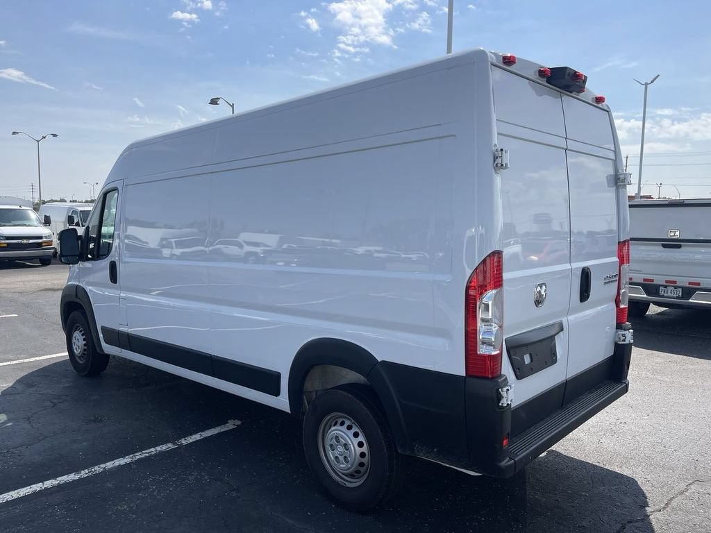2026 RAM ProMaster Cargo Van Tradesman