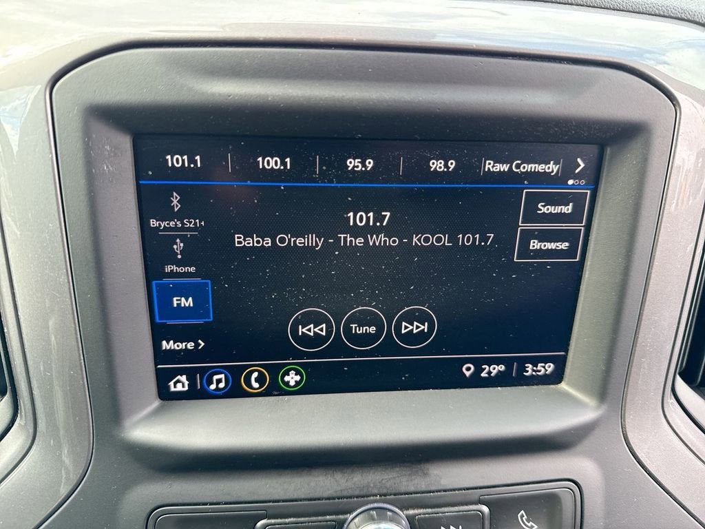 2022 Chevrolet Silverado 1500 Custom