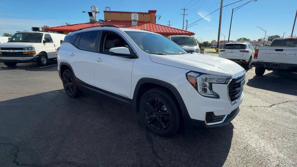 2022 GMC Terrain SLE