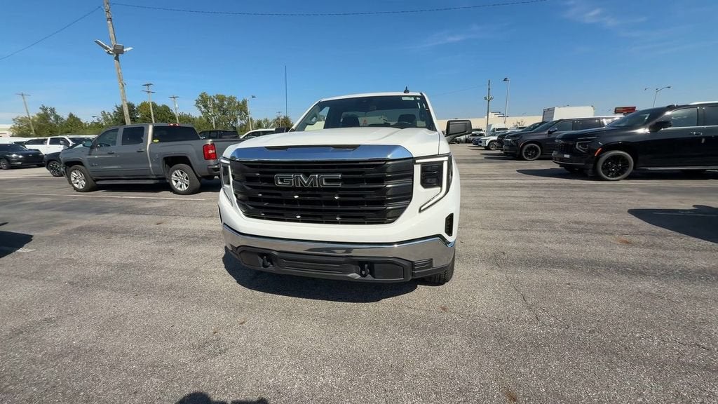 2025 GMC Sierra 1500 Pro