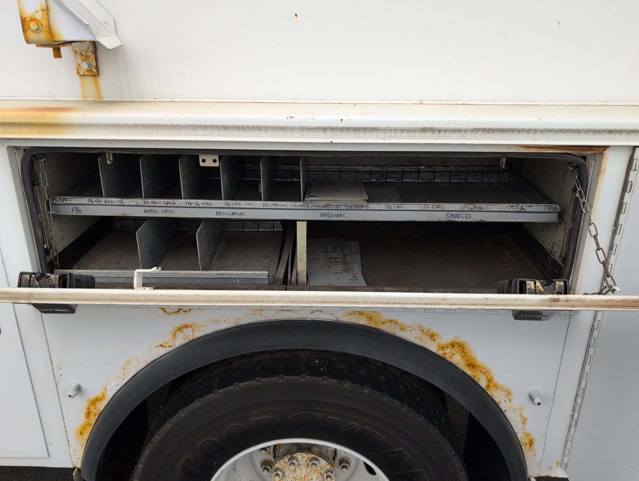 2014 INTERNATIONAL 4100 NA