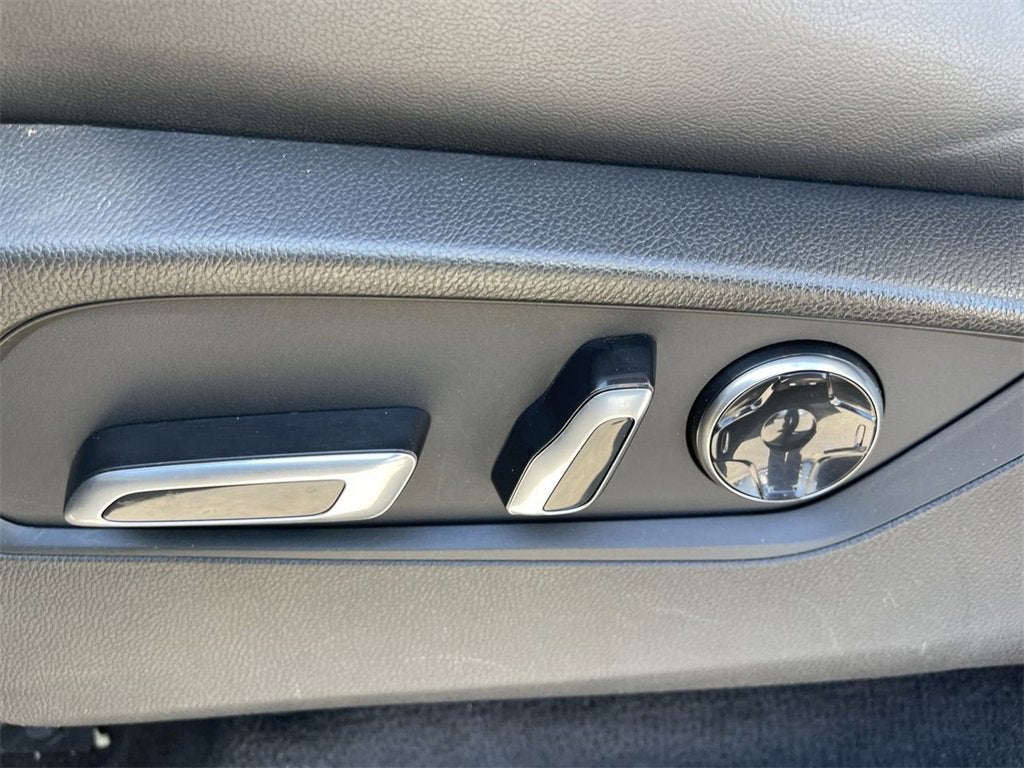 2022 Acura MDX w/Technology Package