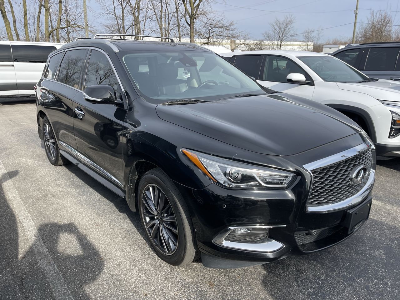 2019 INFINITI QX60 LUXE