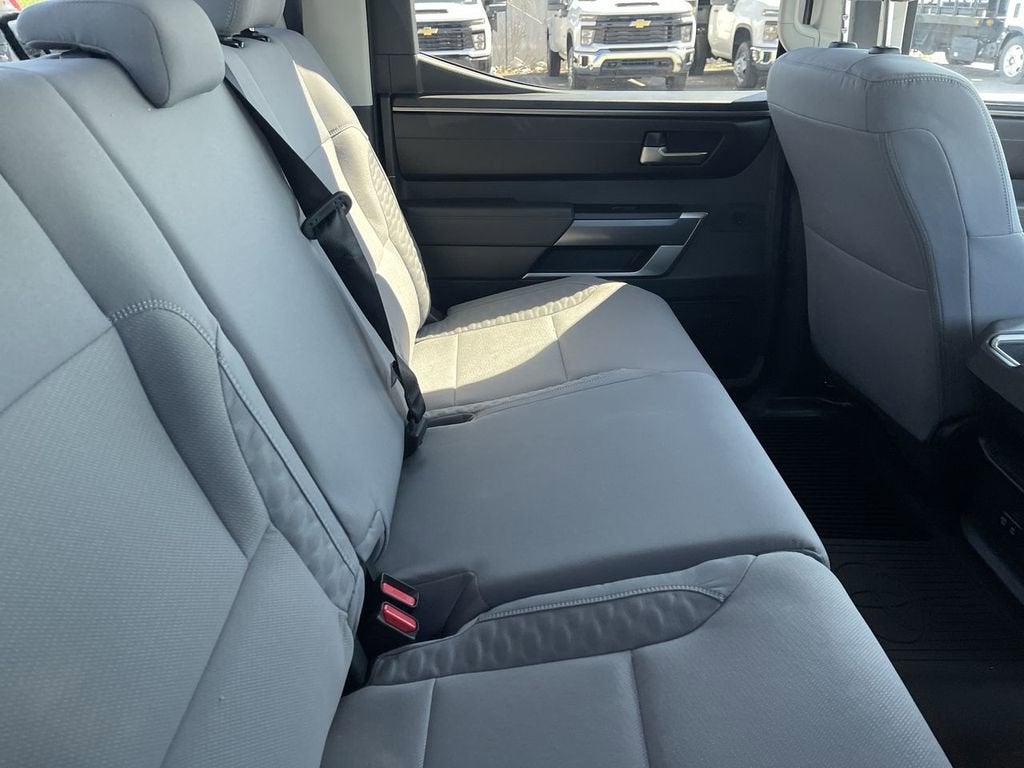 2024 Toyota Tundra 4WD SR5