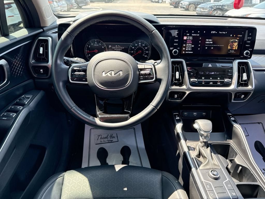 2022 Kia Sorento S