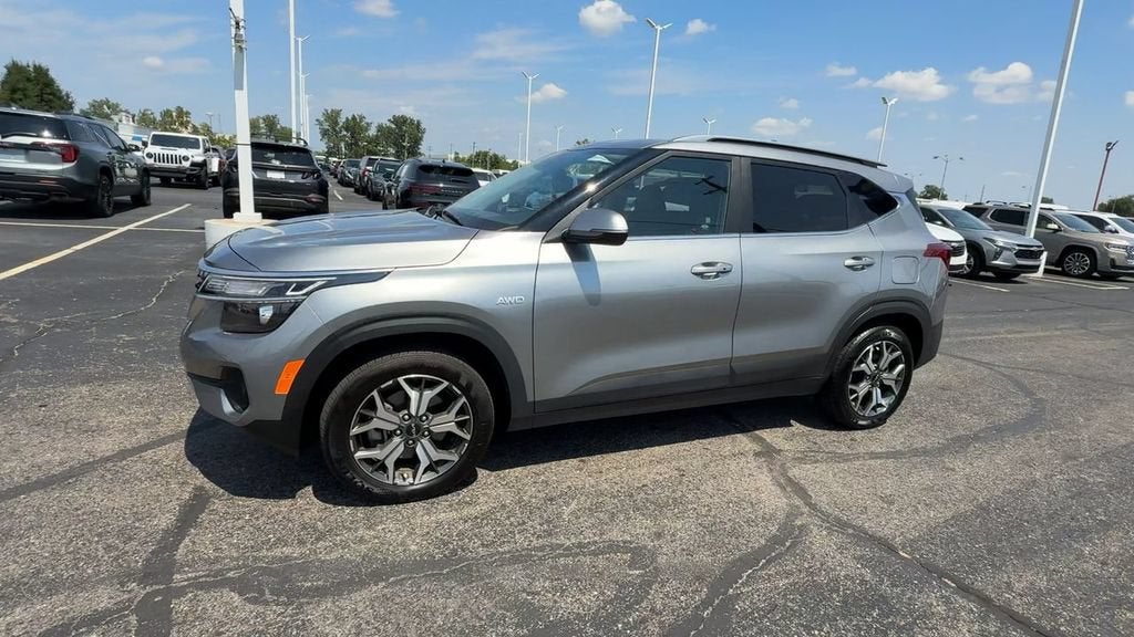2023 Kia Seltos EX
