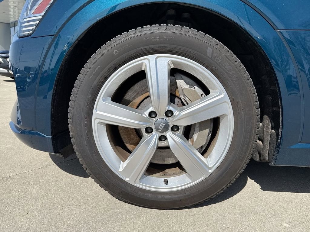 2019 Audi e-tron Premium Plus