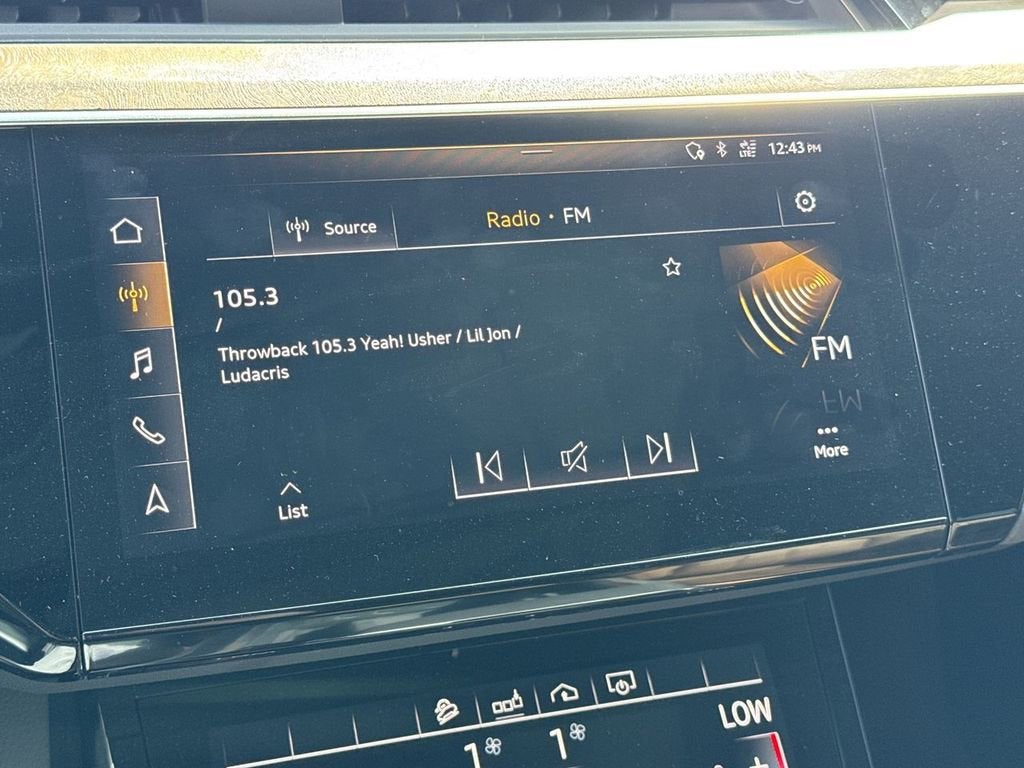 2019 Audi e-tron Premium Plus