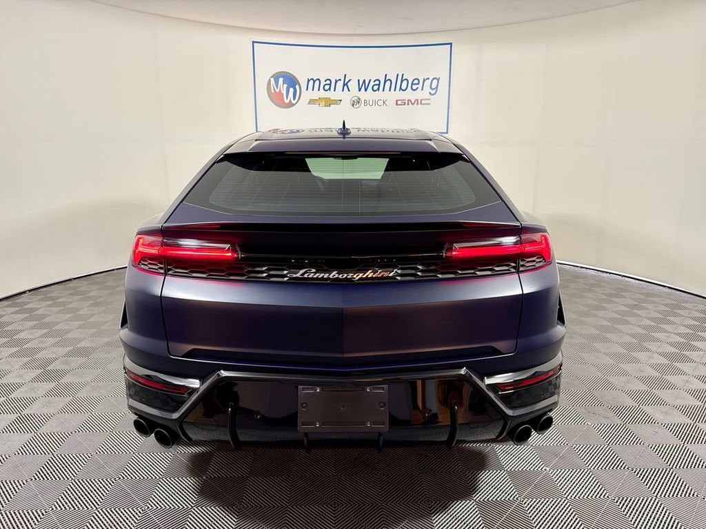 2025 Lamborghini Urus SE