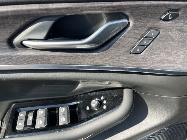 2022 Jeep Grand Cherokee 4xe Overland