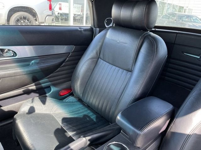 2004 Ford Thunderbird Deluxe