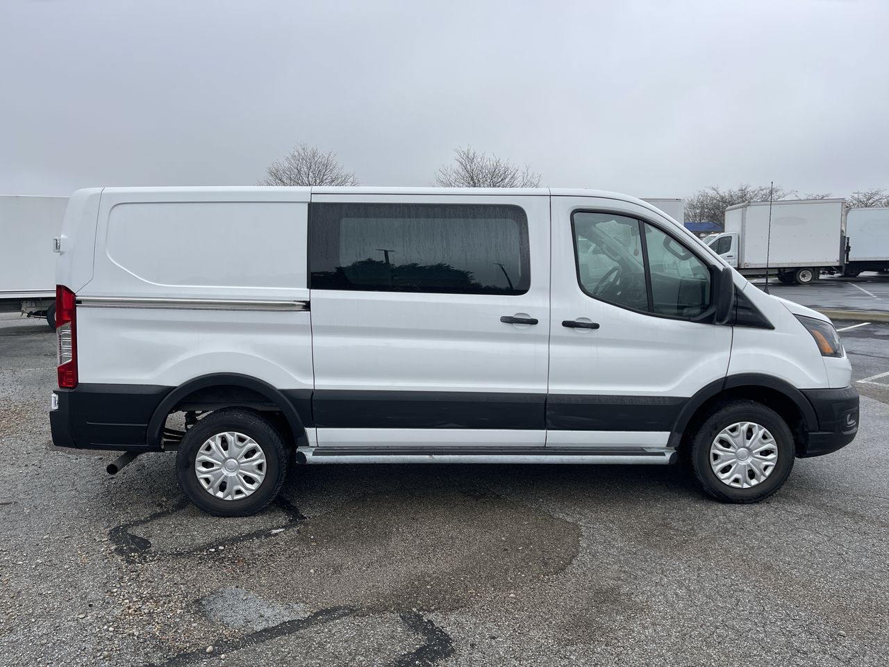 2023 Ford Transit Cargo Van T-250 130" Low Rf 9070 GVWR RWD