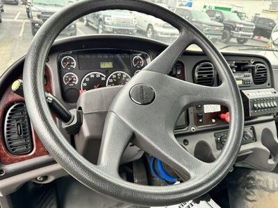 2007 FREIGHTLIN M2106S Base