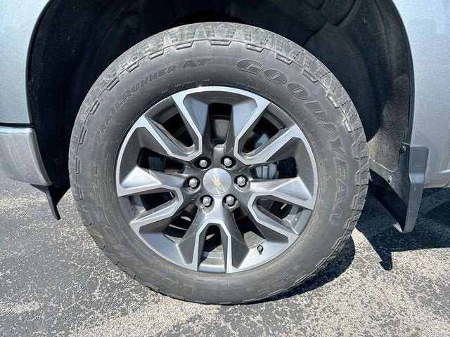 2023 Chevrolet Silverado 1500 LT (2FL)